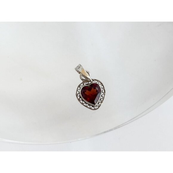 Garnet Accented Heart Shaped Wavy 925 Sterling Silver Vintage Pendant | Charm - Picture 3 of 12